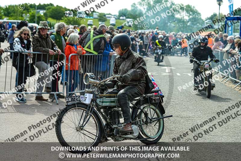 Vintage motorcycle club;eventdigitalimages;no limits trackdays;peter wileman photography;vintage motocycles;vmcc banbury run photographs